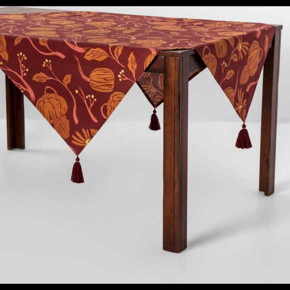 opalhouse table